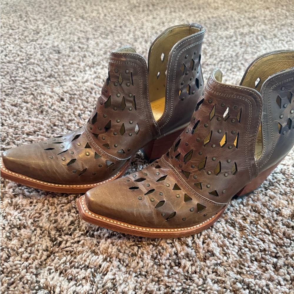 Ariat Ladies Brown Studded Dixon Western Boot
